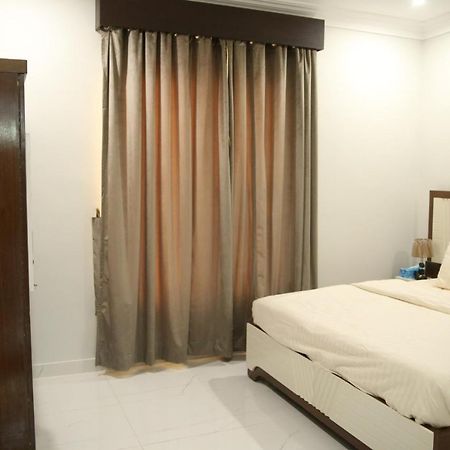 Al Rasheed Apartments Second Floor Apartment Карачі Екстер'єр фото