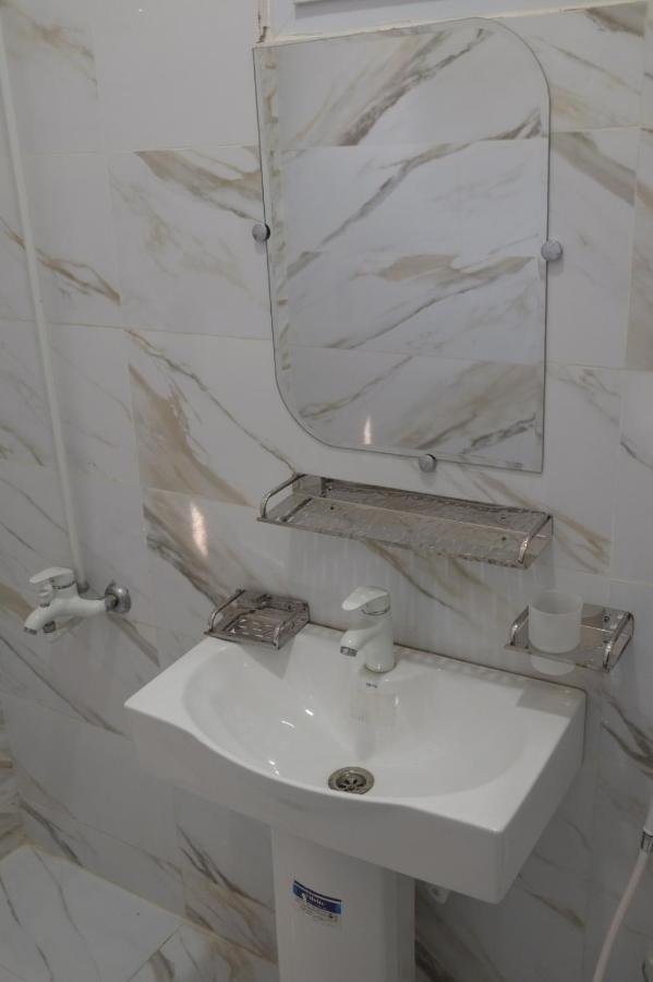 Al Rasheed Apartments Second Floor Apartment Карачі Екстер'єр фото