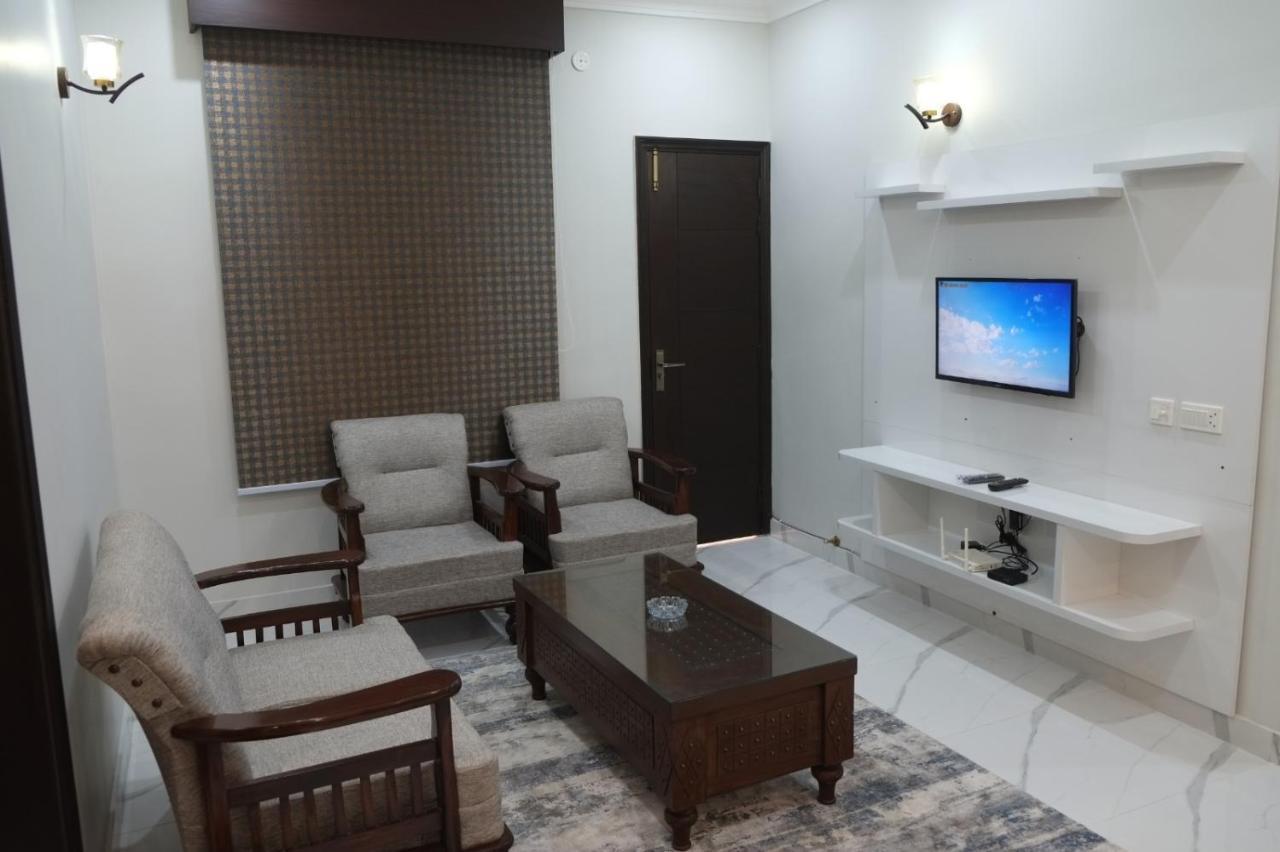 Al Rasheed Apartments Second Floor Apartment Карачі Екстер'єр фото