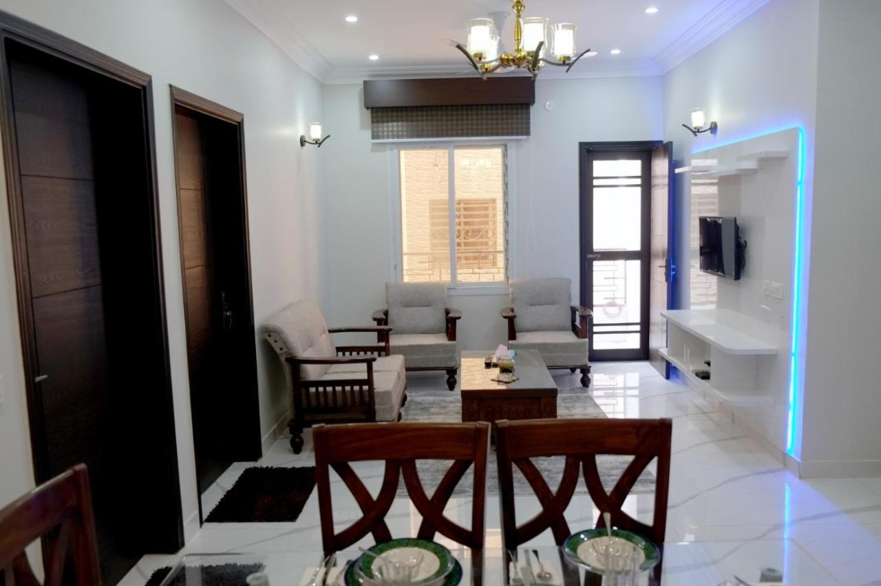 Al Rasheed Apartments Second Floor Apartment Карачі Екстер'єр фото