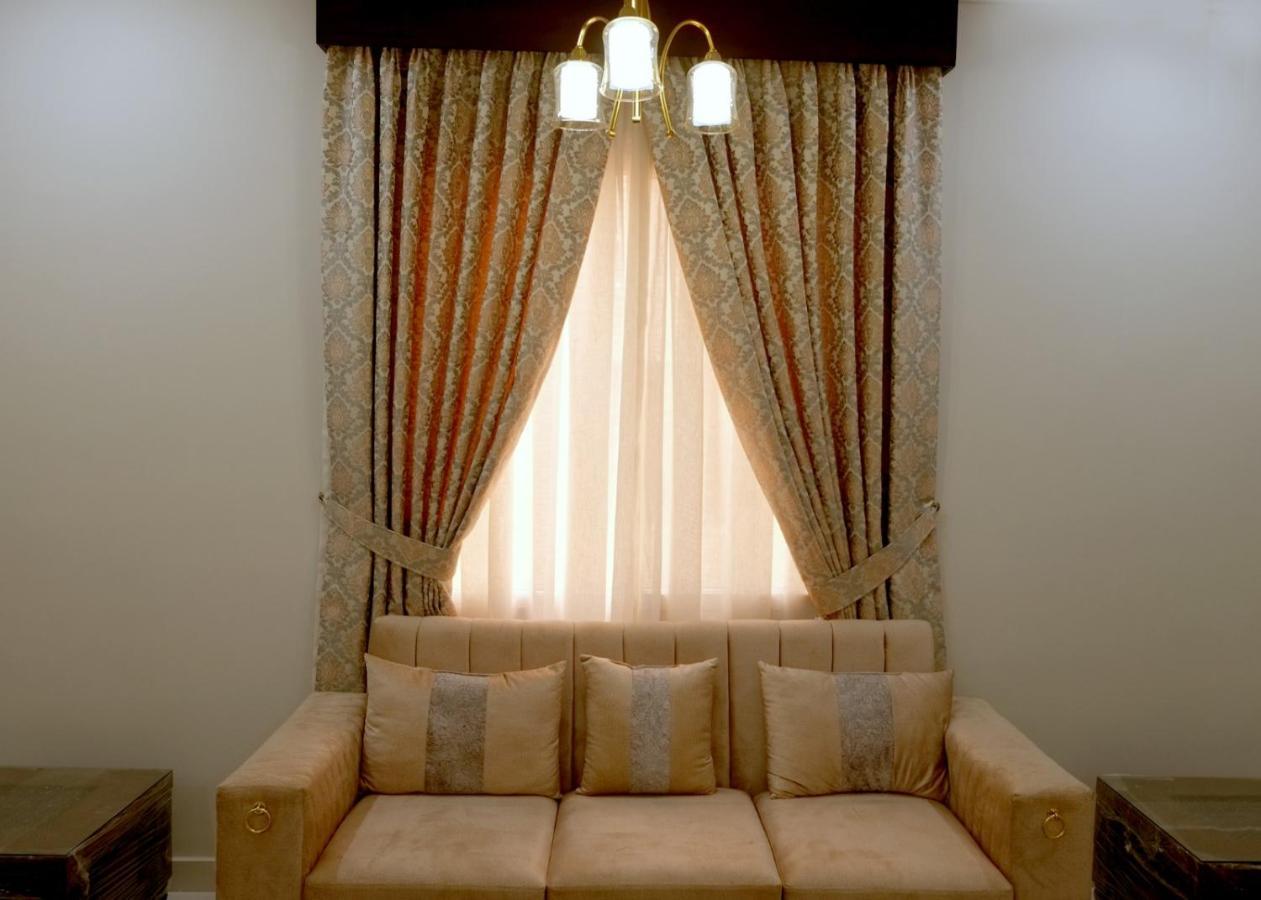 Al Rasheed Apartments Second Floor Apartment Карачі Екстер'єр фото